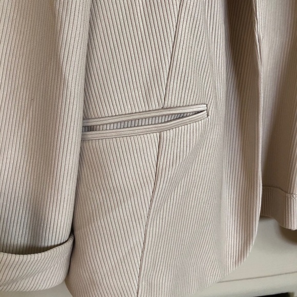 Corduroy-Like Blazer - Picture 3 of 10